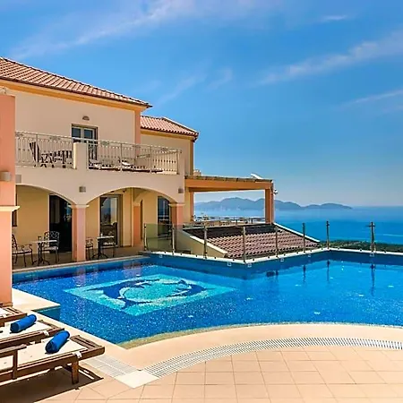 Belle View - Sea View & Sunset 아소스